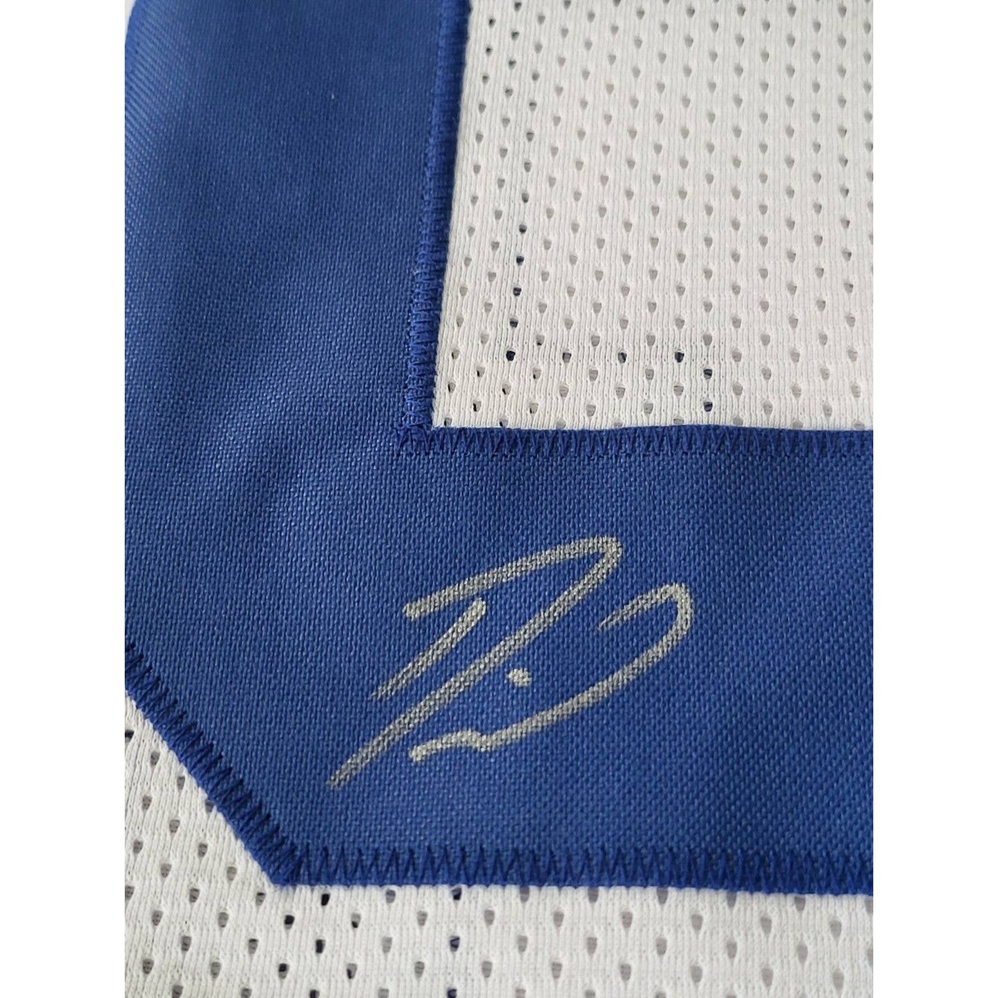 Darius Leonard Autographed/Signed Jersey JSA Sticker Indianapolis Colts - TreasuresEvolved