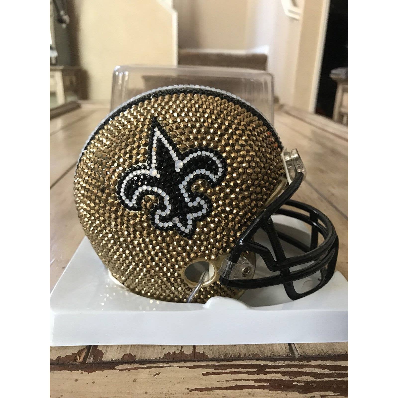 New Orleans Saints Hand Stoned Crystal Min Helmet 1/1 Brand New B - TreasuresEvolved