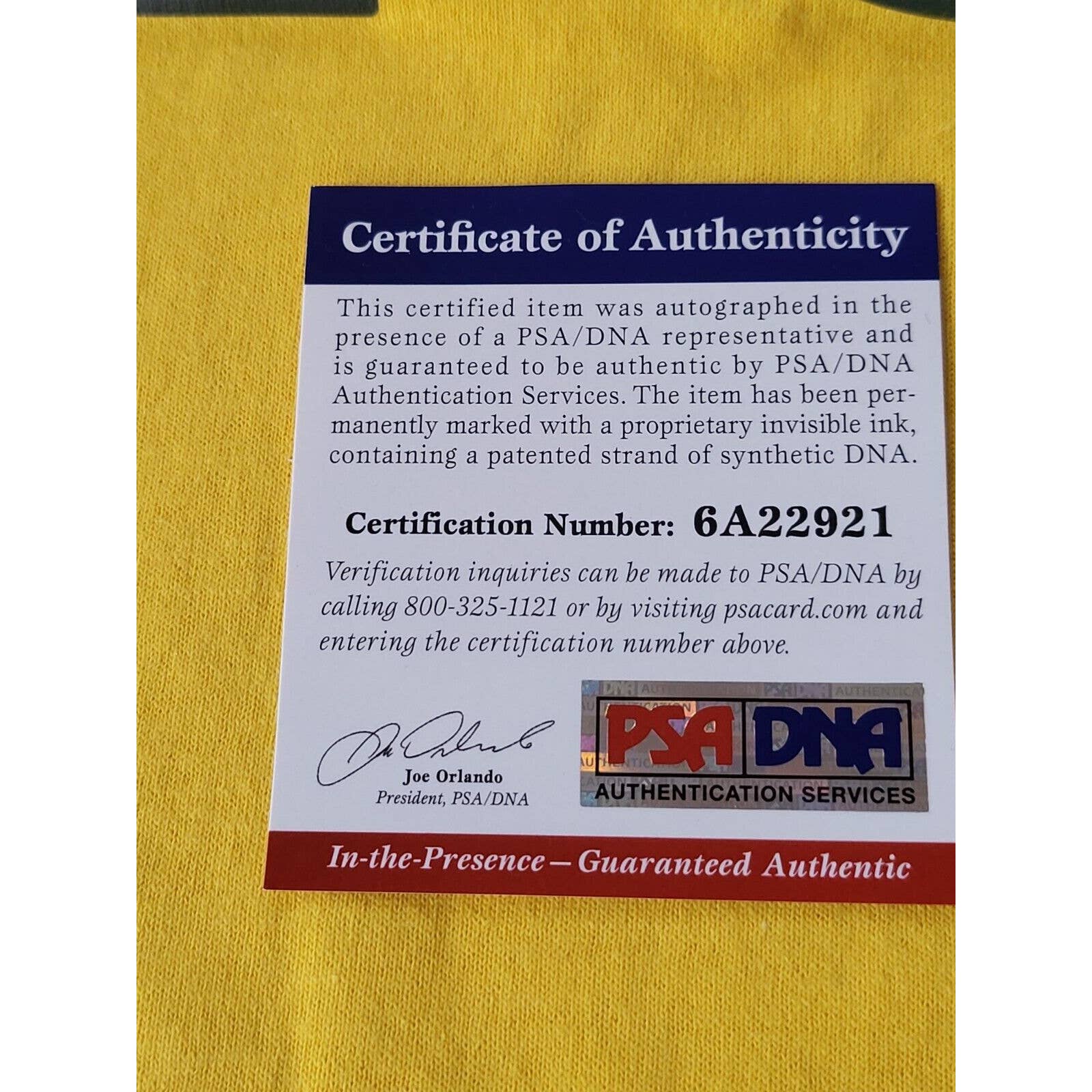 Pelé Autographed/Signed Shirt Jersey PSA/DNA COA Pele Brazil Brasil - TreasuresEvolved