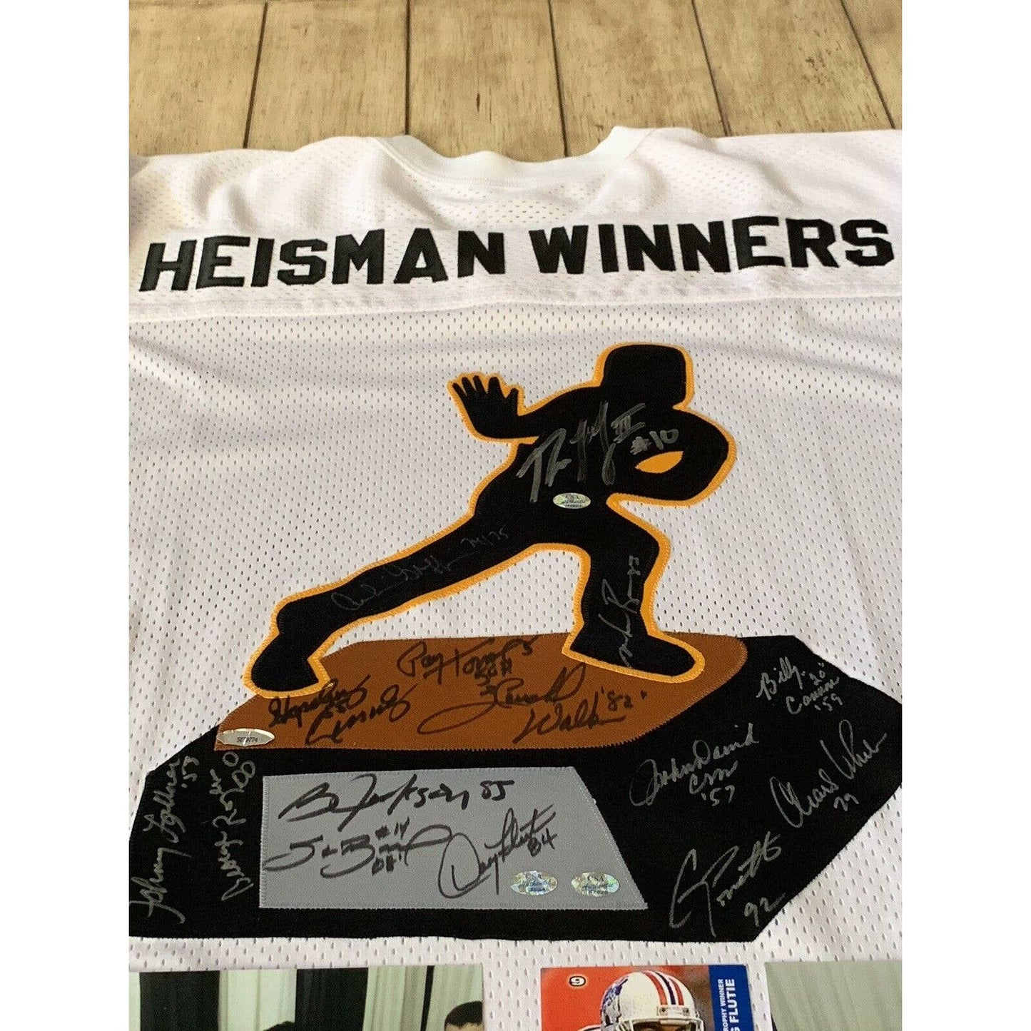 Heisman Winners Autographed/Signed Jersey 15 Multi Signed Bo Jackson 1/1 - TreasuresEvolved