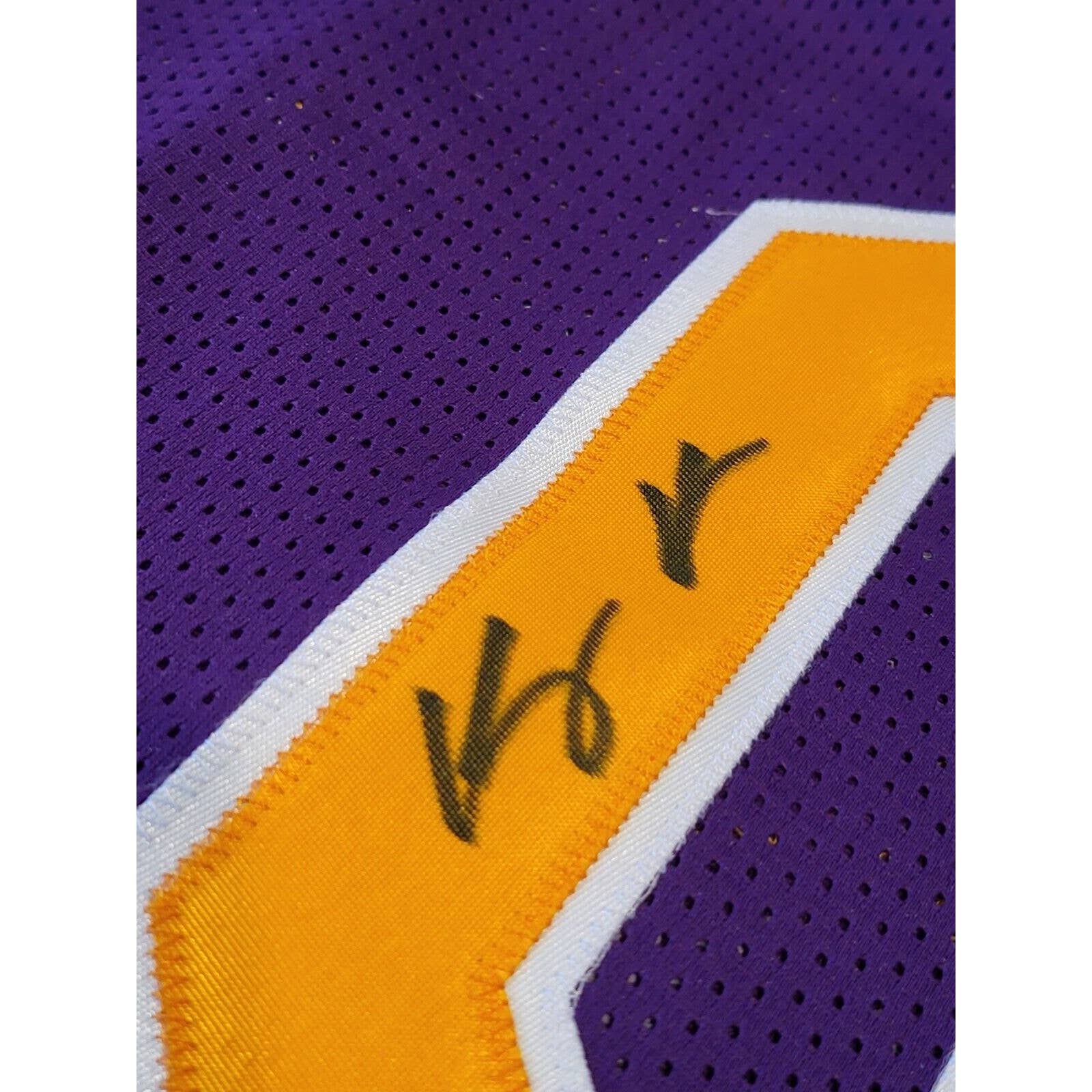 Kyle Kuzma Autographed/Signed Jersey Beckett COA Los Angeles Lakers LA - TreasuresEvolved